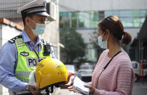 这位南海交警为群众守护“稳稳的幸福”