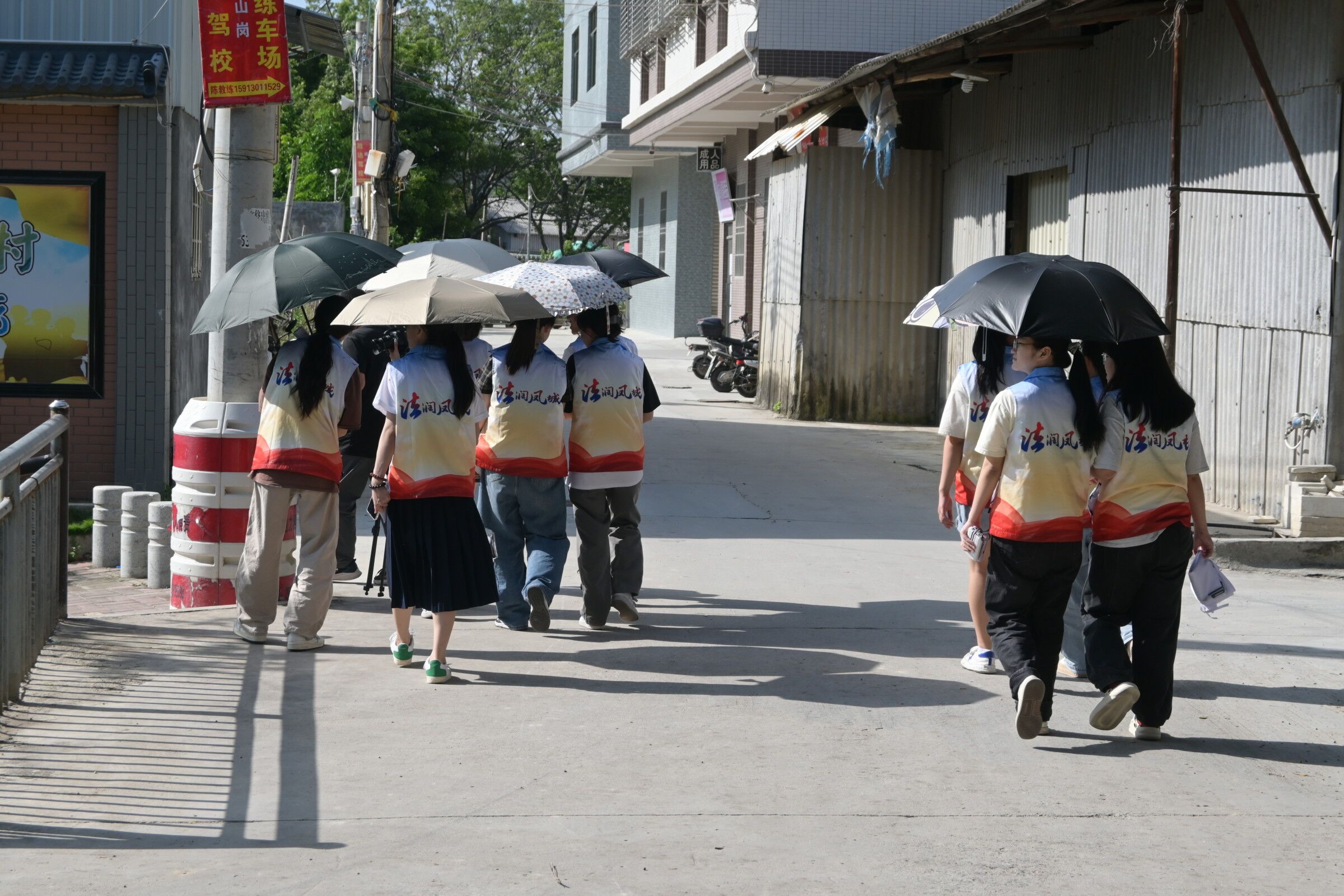 三下乡进行时：让法治精神在乡村扎根