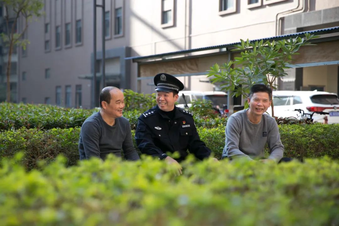 做辖区群众的“贴心警长”！他勇挑重担解烦忧丨佛山政法先锋⑧