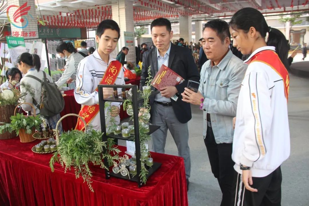 动手种中药、包艾糍还能“直播带货”，佛山这些学校的劳动教育课火了！