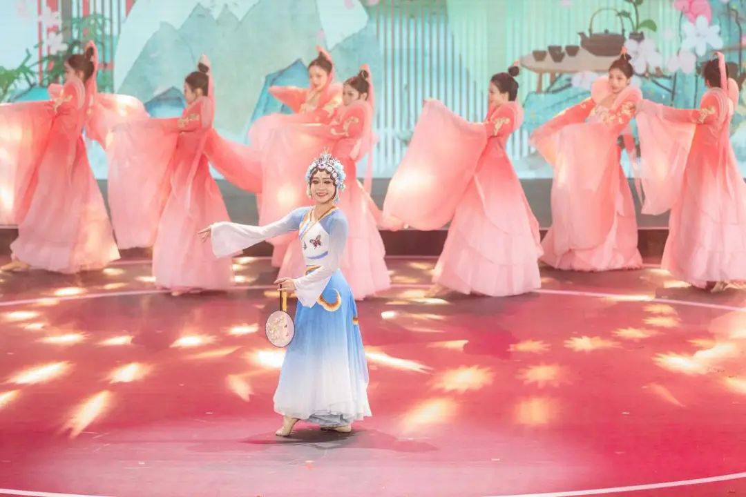 弘扬文明新风，全民综艺大舞台总展演金奖荣耀诞生！