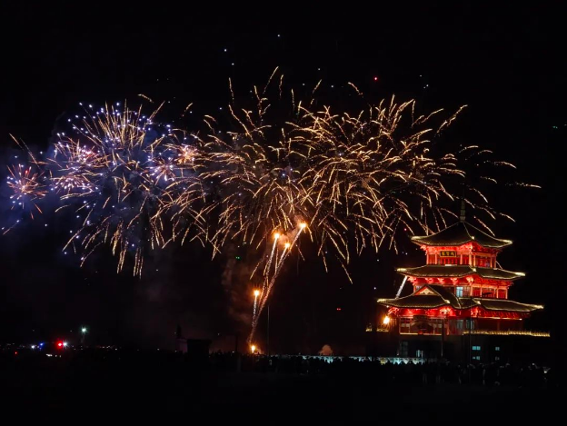 年味里的白坭㊿｜ 火树银花不夜天！“烟火气” 激发文旅新活力