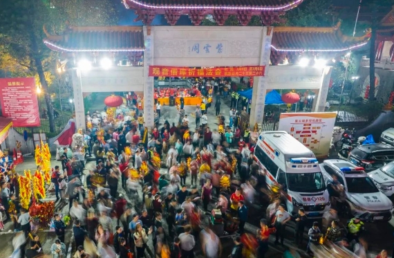 墟撼！超3万人同享盛宴，市场监管部门这样保障食品安全！