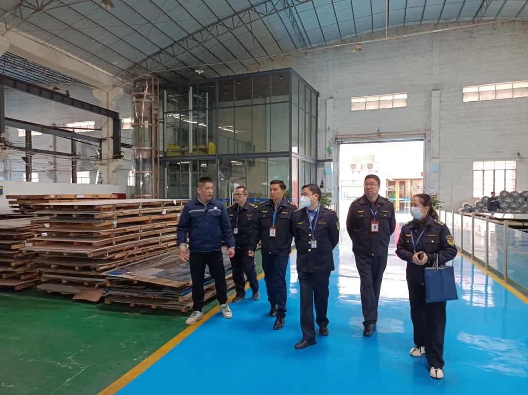 全面铺开安全体检！让全区企业放心复工复产→