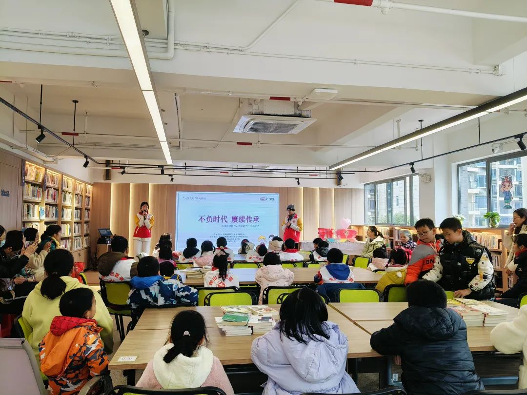 我在新时代文明实践中心学雷锋
