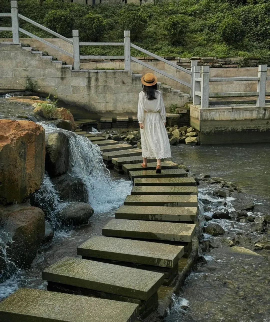 谷雨三巷｜摄影家镜头下的白坭“小乌村”太美了