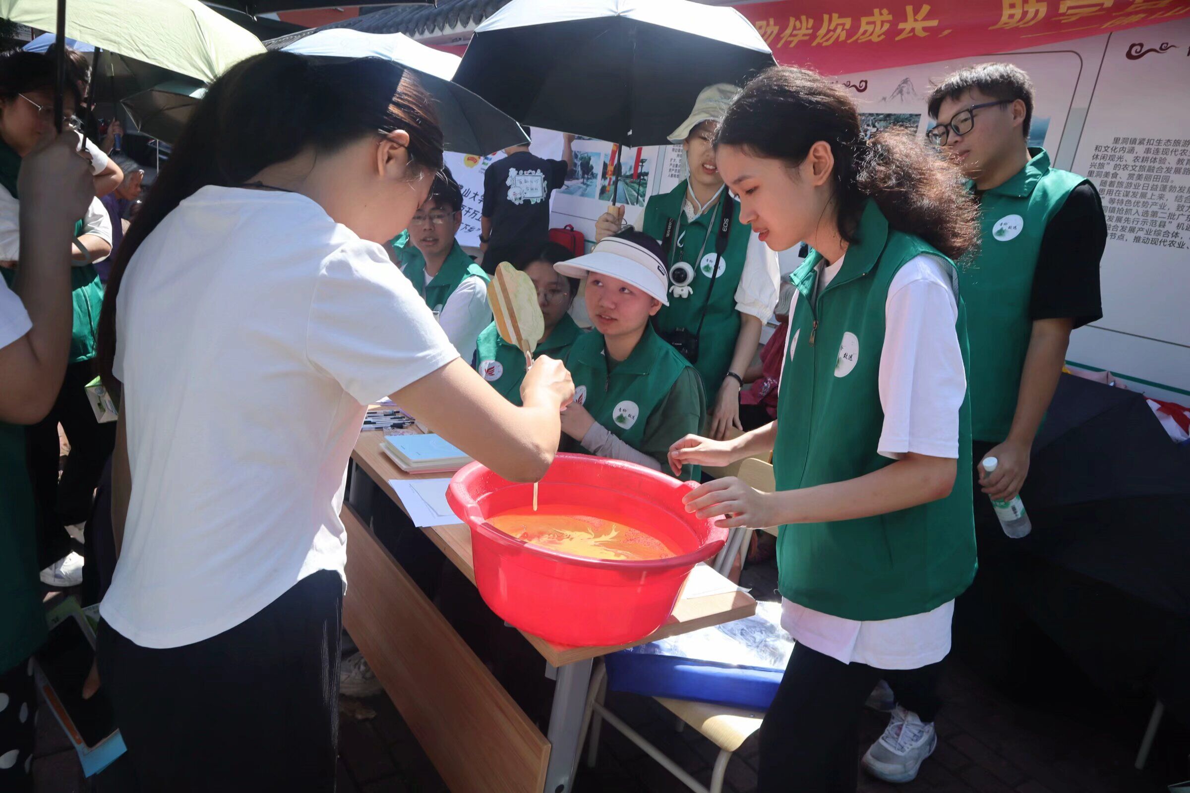 传承非遗文化，共绘“漆”彩夏日