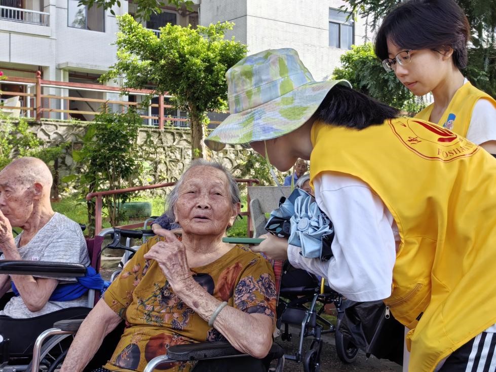 三下乡|携手童程队：携手敬老 深入了解广州医养结合情况