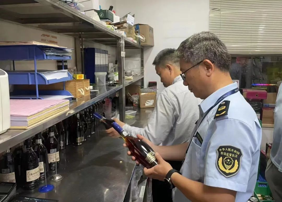 查扣侵权商品逾千件！佛山组织开展执法打假行动→
