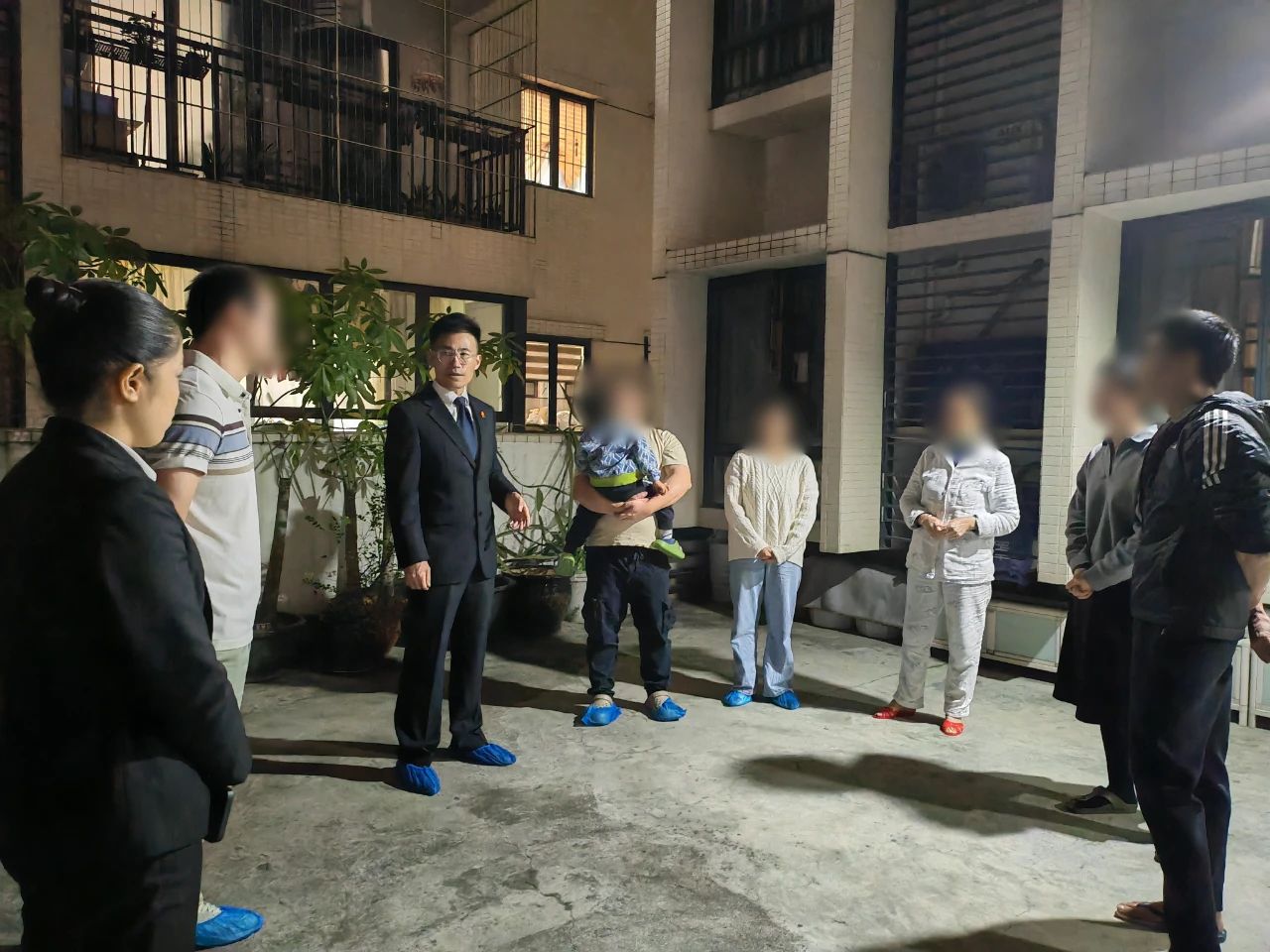 狗叫声此起彼伏！法官深夜“蹲点”听音解纷丨佛山政法先锋⑥