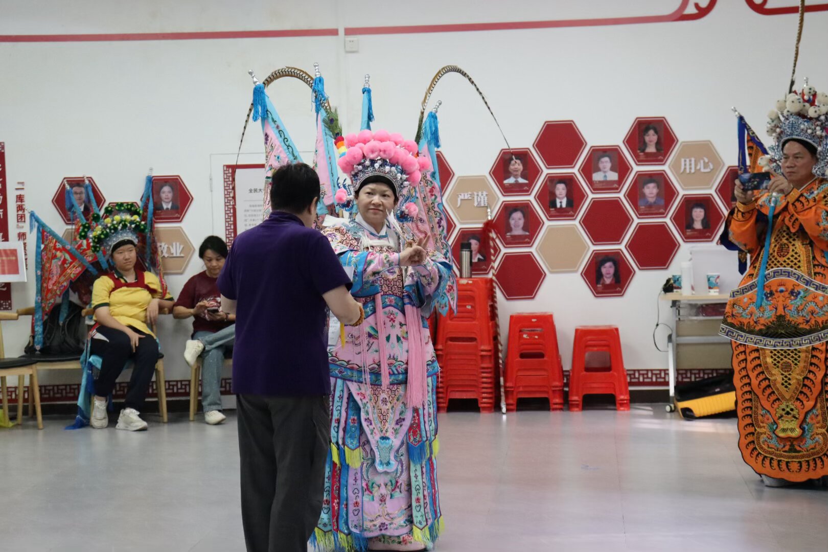 南国红豆实践团｜百千万问艺，传承人传声