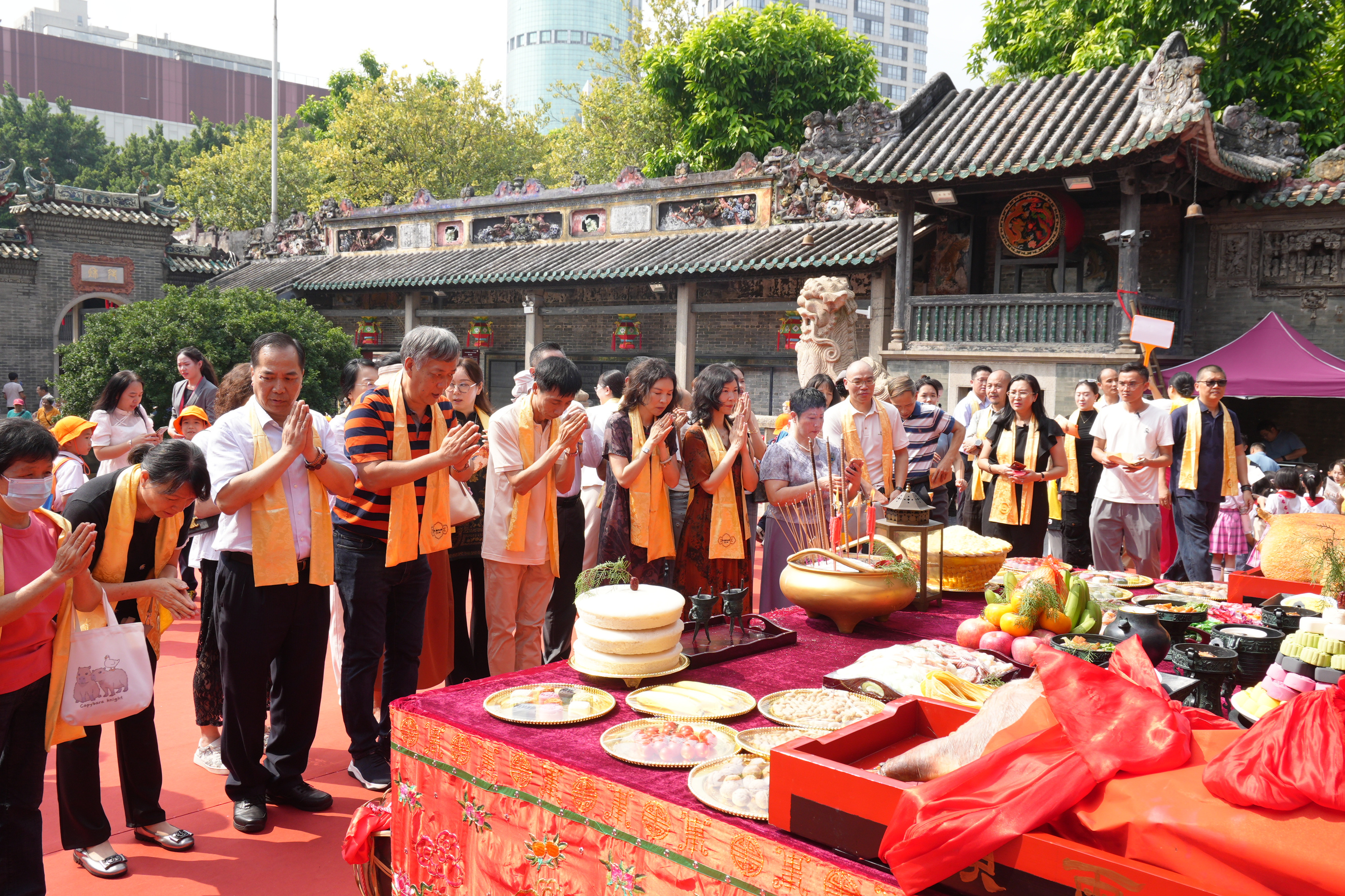 佛山海外联谊会邀请港澳台及海外嘉宾共赏秋色