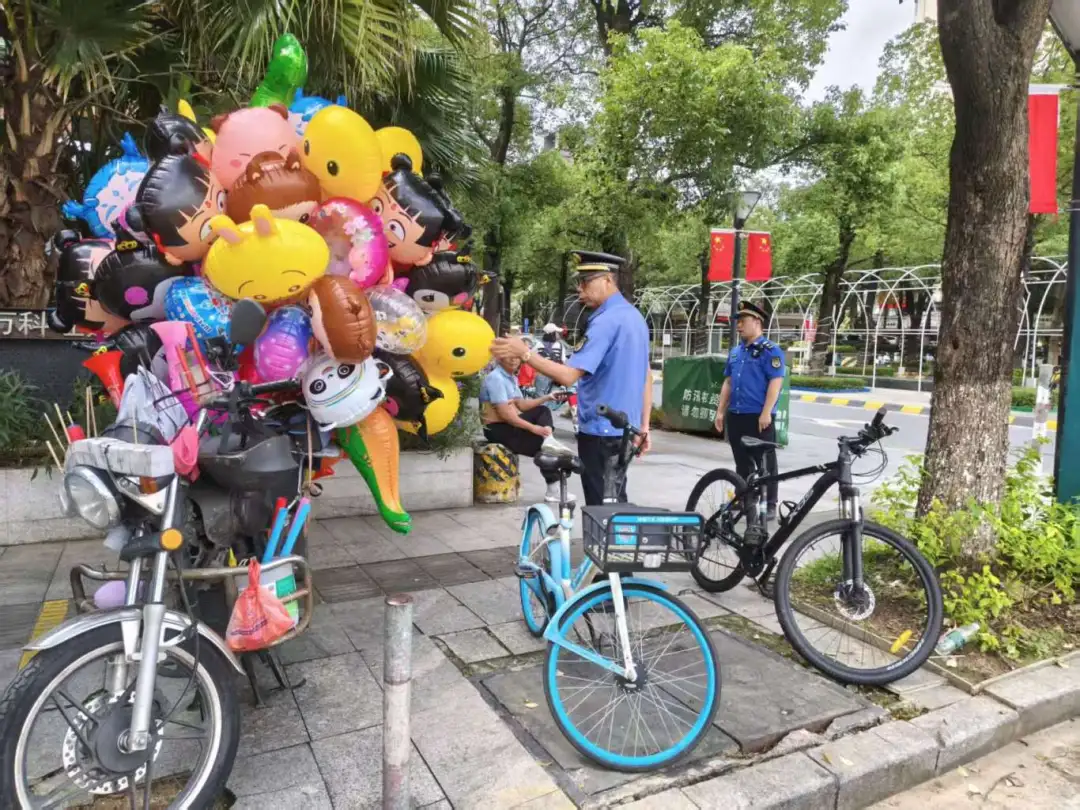 “四力合一”显担当！南庄执法为龙舟赛保驾护航