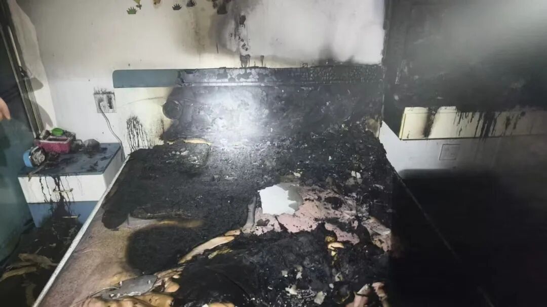 这种电热水袋国家早已明令禁售，千万别再用了！