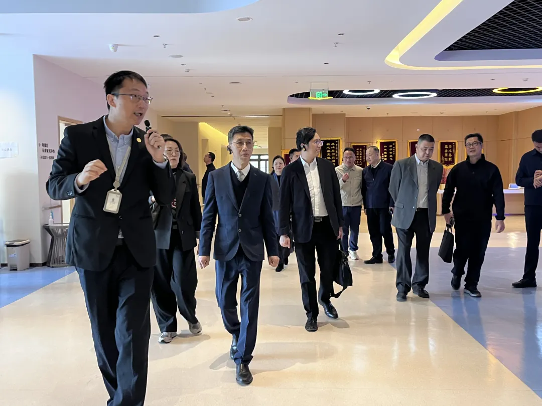 澳门社会工作局局长韩卫一行到佛山参访