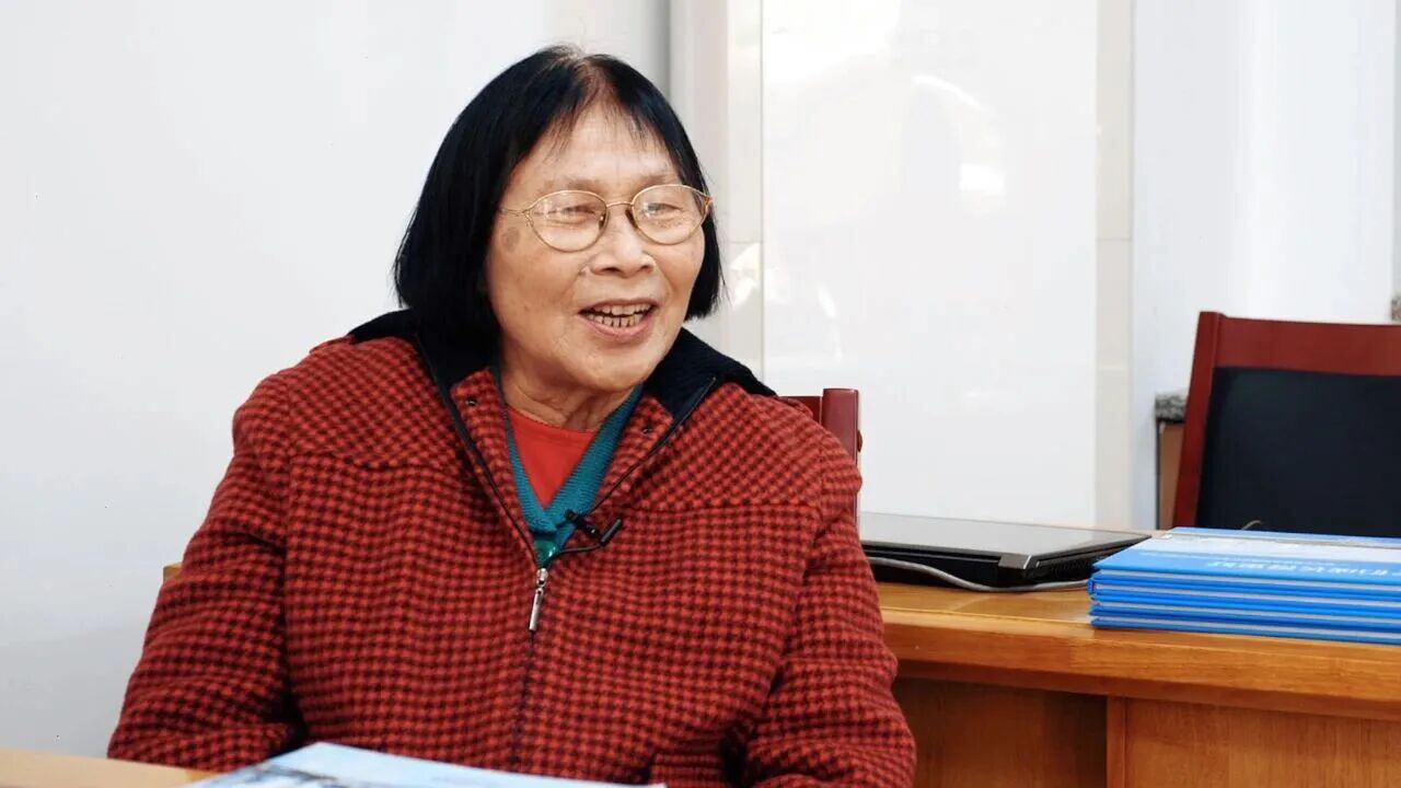 从讲台到万家，她把教育做成一生的事业