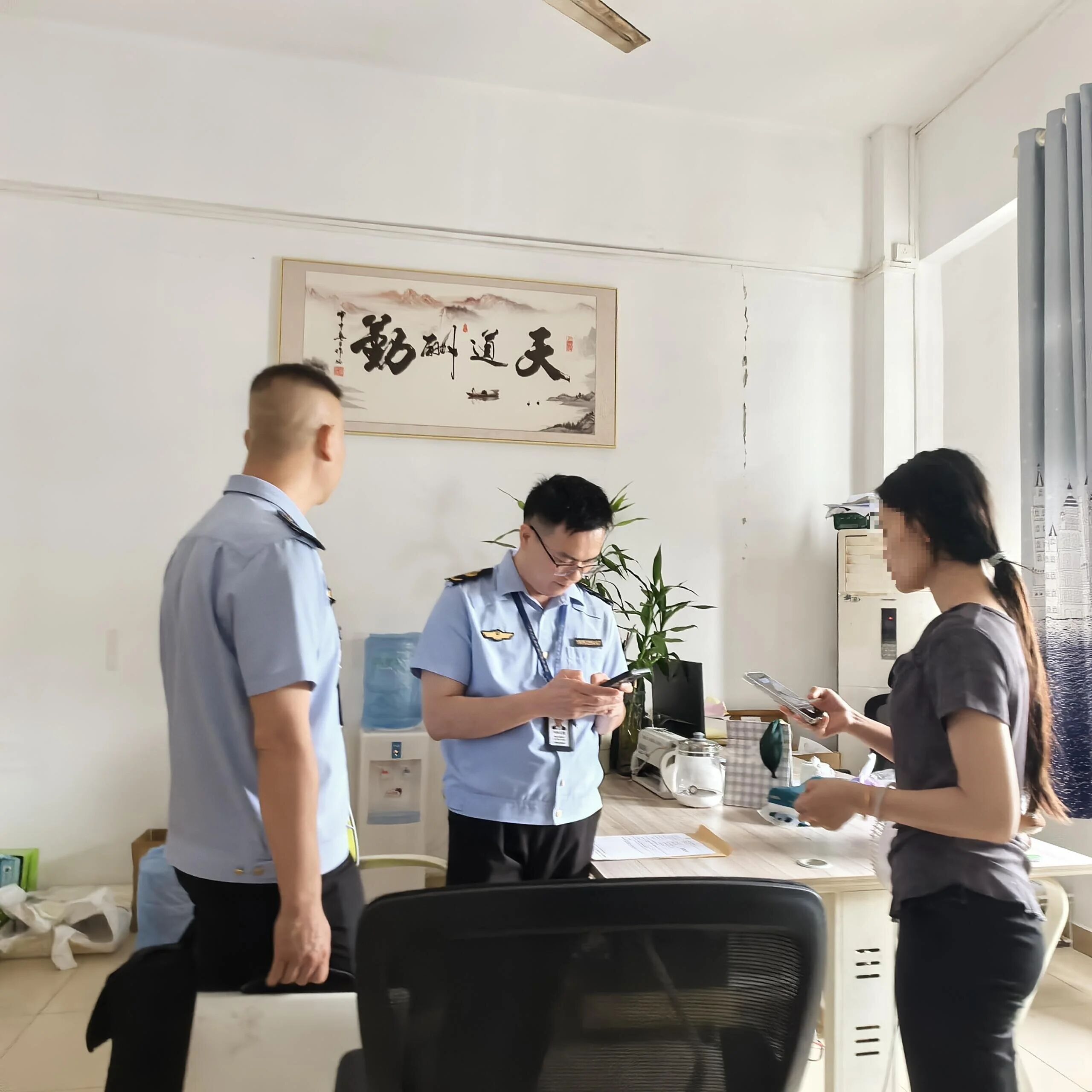 滥用&ldquo;最终解释权&rdquo;？佛山一保健食品销售企业被罚！| 市场监管在行动